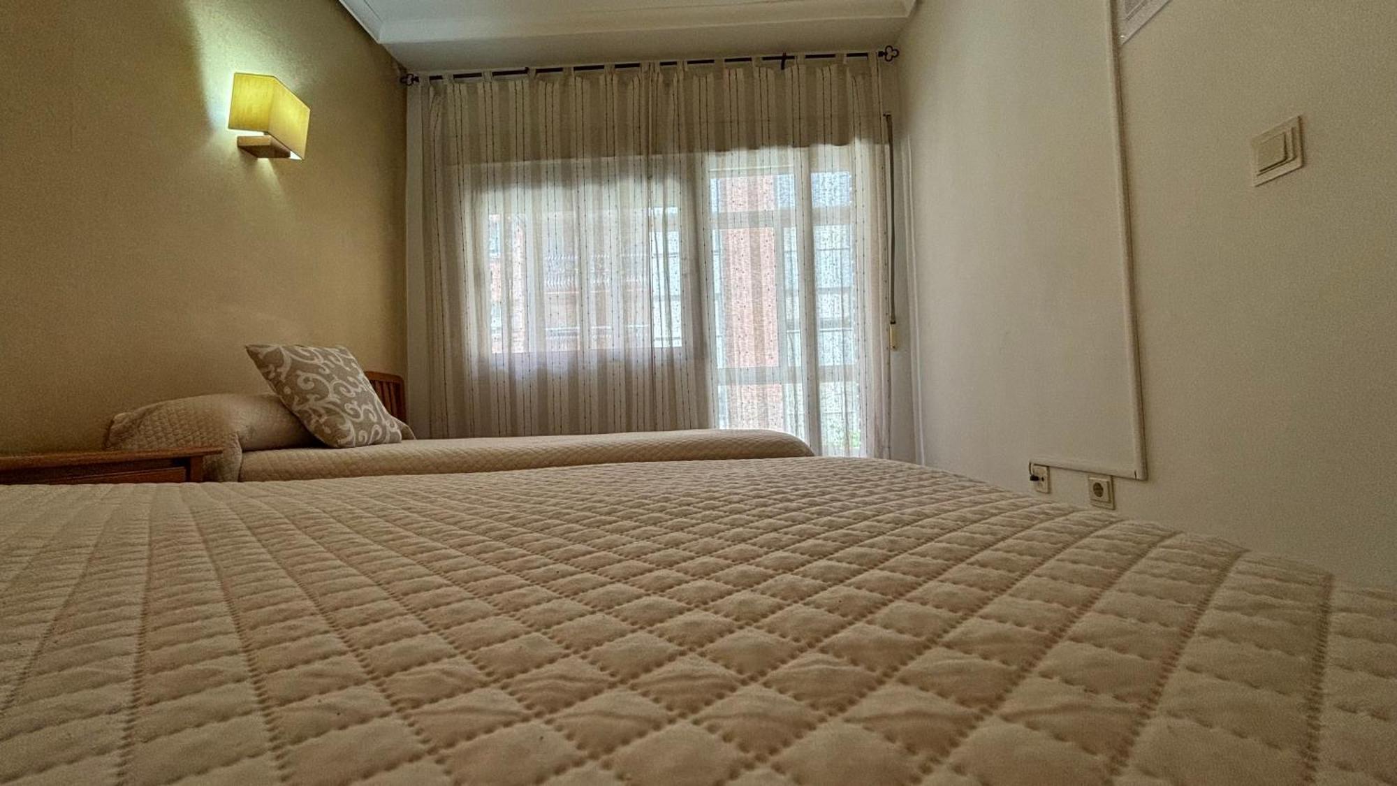 Hostal Atienzar อัลบาเซเต ภายนอก รูปภาพ