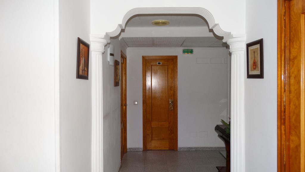 Hostal Atienzar อัลบาเซเต ภายนอก รูปภาพ